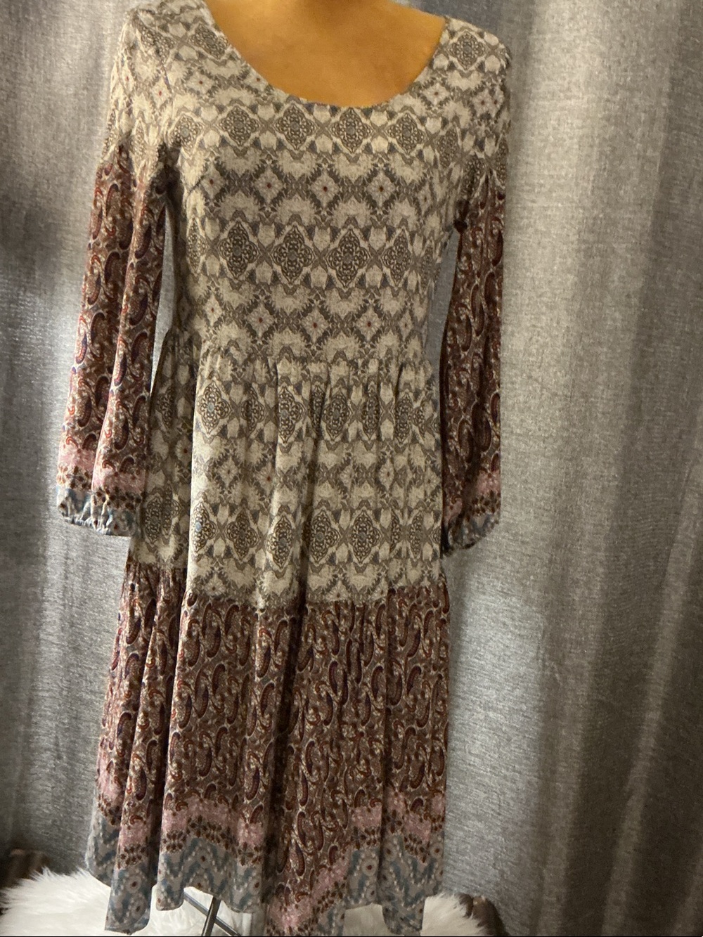 Hem & Thread Taupe, Mauve and Gray Paisley-Print Long Sleeve Midi Dress
